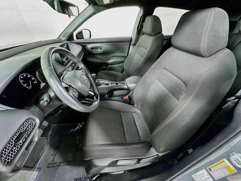 Used 2023 Honda HR-V Sport image 20