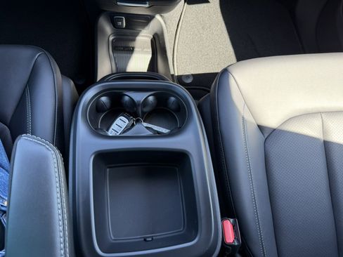 New 2026 Chrysler Voyager LX image 25