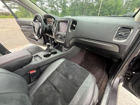 Used 2018 Dodge Durango GT w/ Premium Group RWD image 17