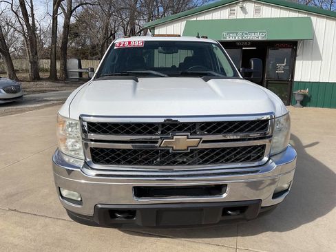 Used 2011 Chevrolet Silverado 3500 LT w/ Interior Plus Package image 4
