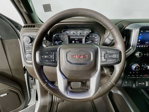 Used 2021 GMC Sierra 1500 SLT w/ SLT Premium Plus Package AWD/4WD image 12