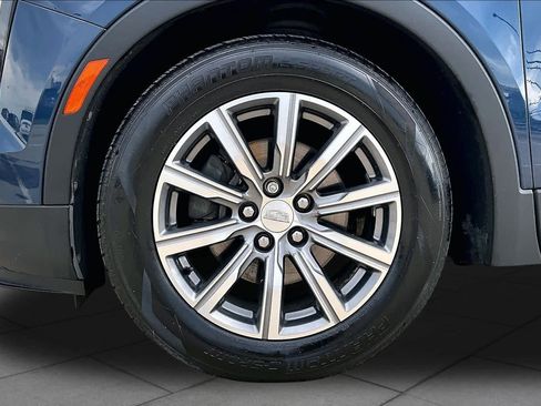 Used 2019 Cadillac XT4 Sport w/ Cold Weather Package AWD/4WD image 11