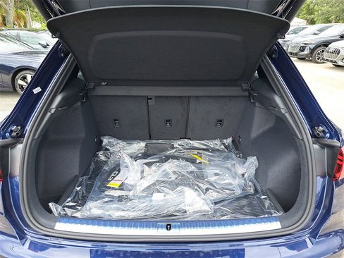 New 2025 Audi Q3 2.0T Premium image 31