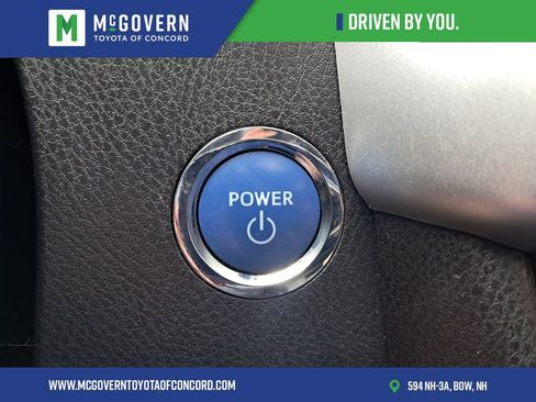 Used 2019 Toyota Highlander XLE w/ Carpet Mat Package (TMS) AWD/4WD image 26