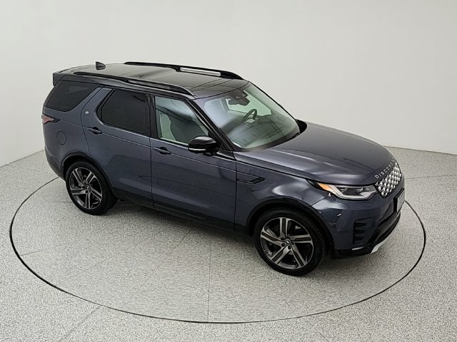 New 2026 Land Rover Discovery Limited Edition AWD/4WD image 15