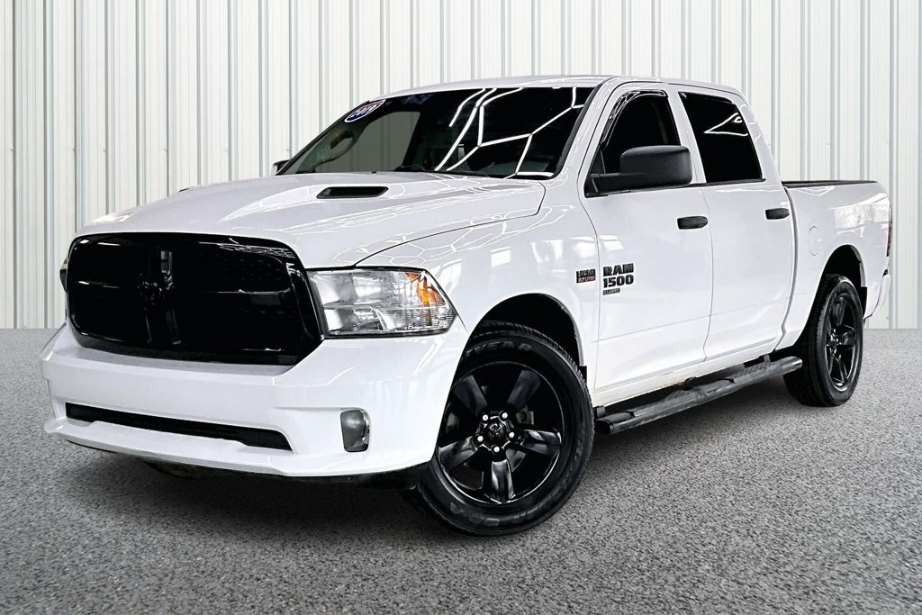Used 2019 RAM 1500 Express w/ Wheel & Sound Group AWD/4WD image 3