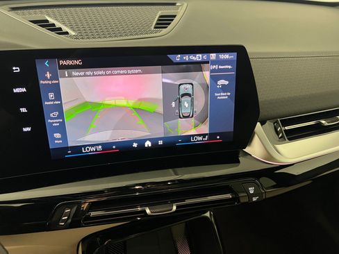 Used 2025 BMW X2 xDrive28i w/ Premium Package image 29