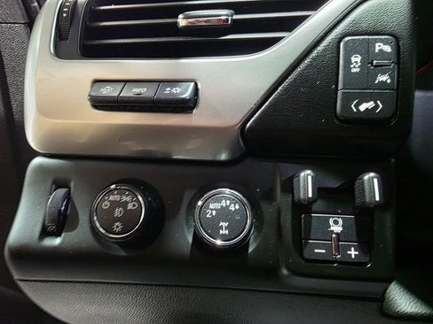 Used 2019 Chevrolet Tahoe Premier image 37