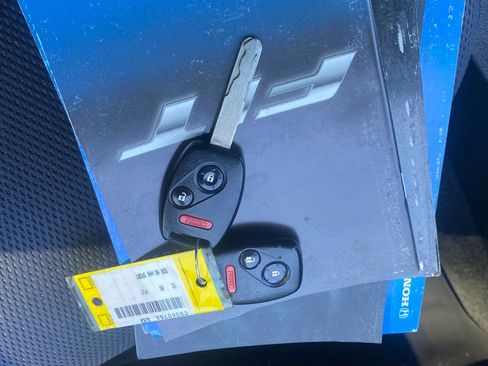 Used 2012 Honda Fit Sport image 17