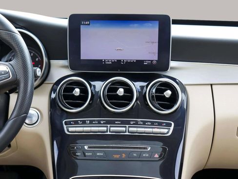 Used 2016 Mercedes-Benz C 300 Sedan image 21