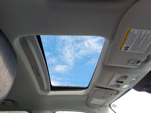 New 2025 Ford Maverick XLT w/ XLT Luxury Package image 12