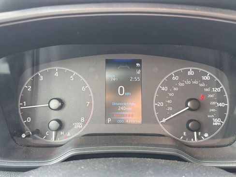 Used 2024 Toyota Corolla LE FWD image 12