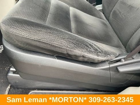 Used 2017 Dodge Grand Caravan SE FWD image 8