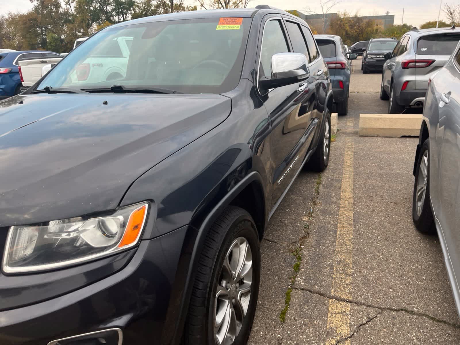 Used 2015 Jeep Grand Cherokee Limited AWD/4WD image 6