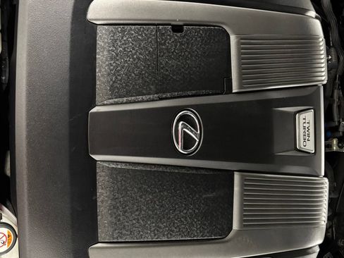 Used 2018 Lexus LS 500 w/ Luxury Package RWD image 24
