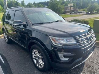 Used 2017 Ford Explorer XLT w/ Equipment Group 202A AWD/4WD video 1