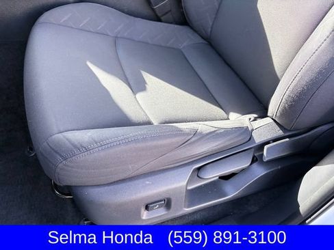 Used 2024 Toyota Tacoma SR5 AWD/4WD image 9
