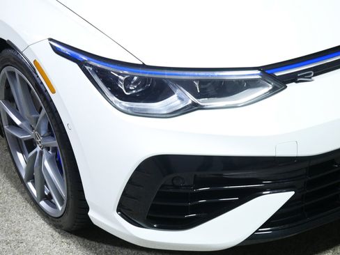 Used 2024 Volkswagen Golf R image 16