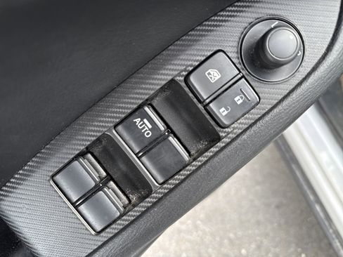 Used 2021 MAZDA CX-3 Sport image 16