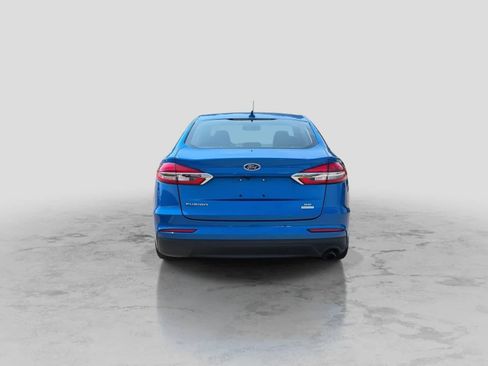 Used 2020 Ford Fusion SE FWD image 7