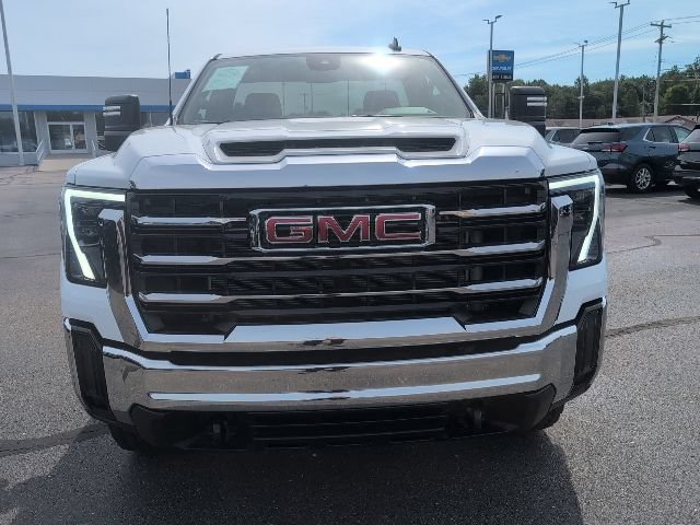 Used 2024 GMC Sierra 2500 SLE w/ Snow Plow Prep/Camper Package AWD/4WD image 13