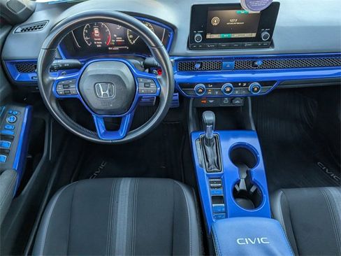 Used 2022 Honda Civic Sport image 6
