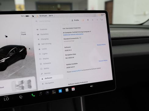 Used 2026 Tesla Model Y 2WD image 30