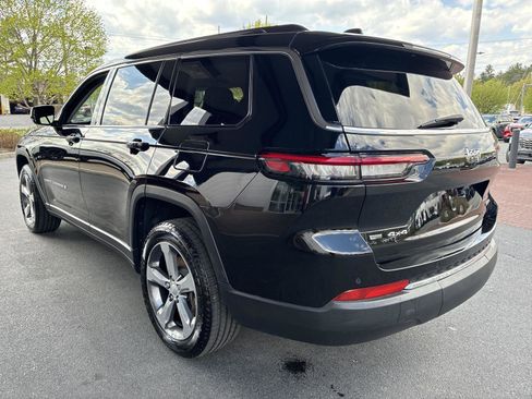 Used 2022 Jeep Grand Cherokee L Limited AWD/4WD image 5