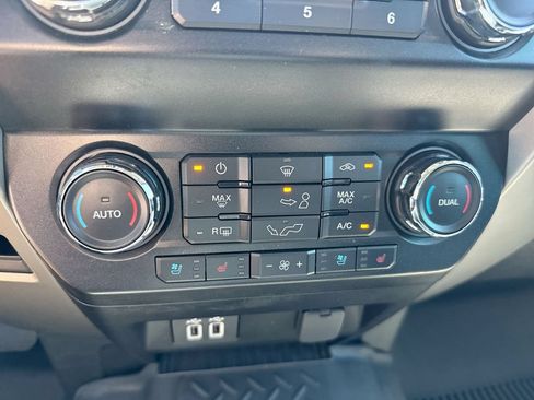 Used 2020 Ford F150 Lariat AWD/4WD image 17