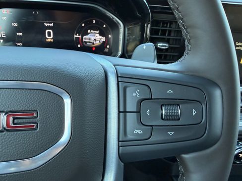 New 2026 GMC Sierra 1500 SLT image 28