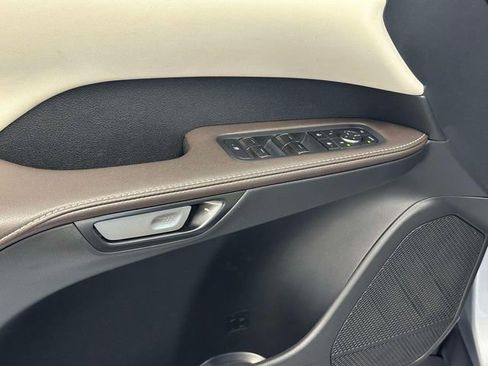 Certified 2024 Lexus RX 350 Premium w/ Accessory Package (K3) image 17