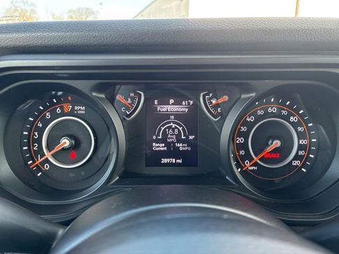 Used 2024 Jeep Gladiator Sport image 31