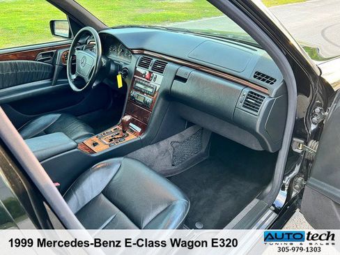 Used 1999 Mercedes-Benz E 320 Wagon image 32