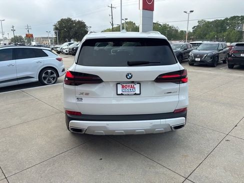 Used 2025 BMW X5 sDrive40i w/ Premium Package image 6