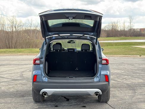 Used 2025 Ford Escape Platinum AWD/4WD image 37