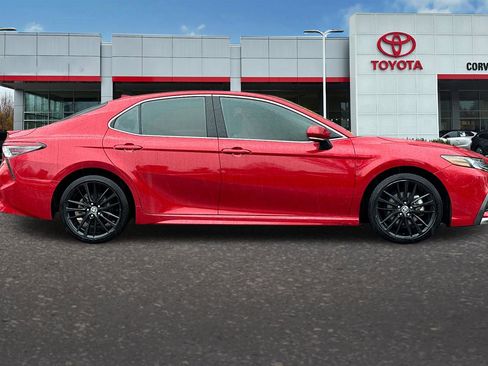 Used 2022 Toyota Camry XSE w/ Navigation Upgrade Package image 3