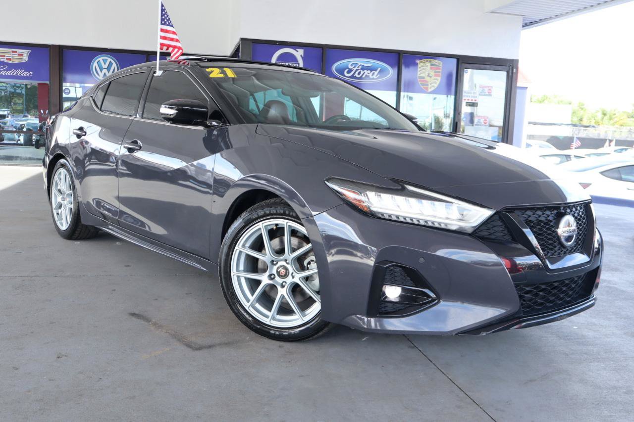 Used 2021 Nissan Maxima Platinum w/ 40th Anniversary Package FWD image 3