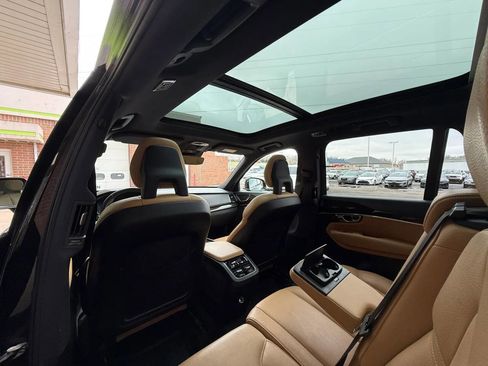 Used 2016 Volvo XC90 T6 Momentum w/ Protection Package Plus image 19