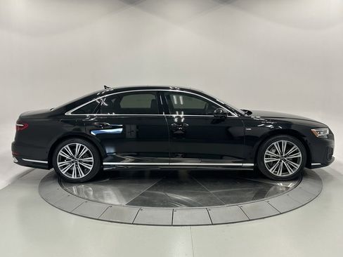Used 2023 Audi A8 L 3.0T image 8