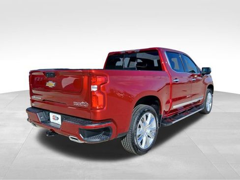 Used 2024 Chevrolet Silverado 1500 High Country w/ High Country Premium Package image 5