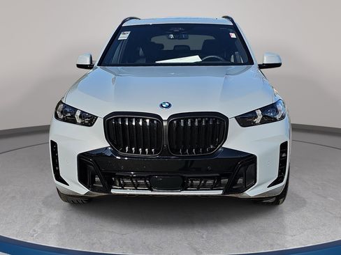 New 2026 BMW X5 xDrive50e w/ M Sport Package AWD/4WD image 2