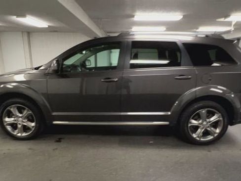 Used 2016 Dodge Journey Crossroad FWD image 5