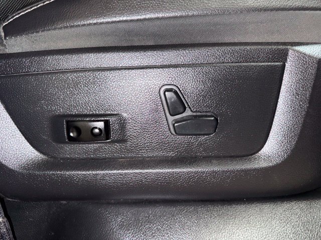 Used 2015 RAM 1500 Laramie w/ Convenience Group AWD/4WD image 61