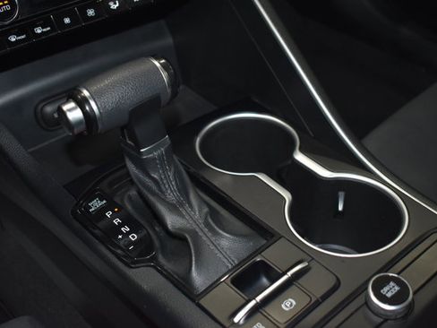 Used 2021 Kia K5 LXS FWD image 16