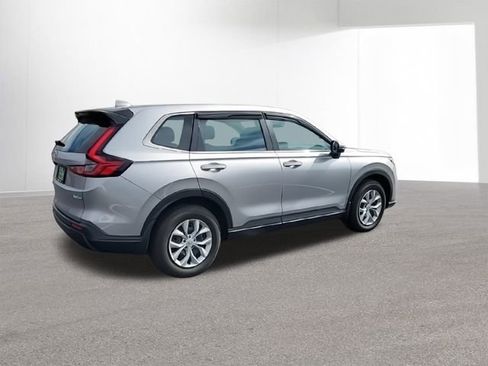 Used 2023 Honda CR-V LX image 9