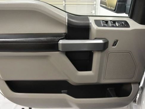 Used 2018 Ford F150 XLT RWD image 13
