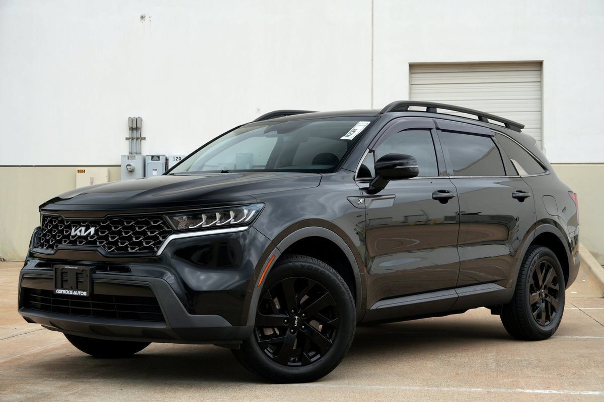 Used 2022 Kia Sorento S AWD/4WD image 2