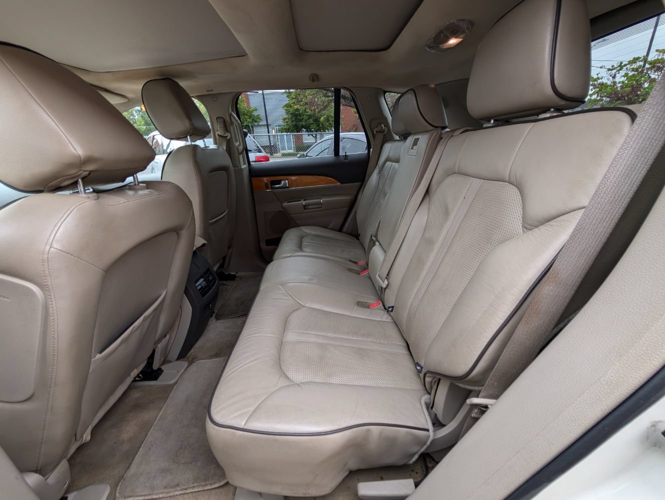 Used 2013 Lincoln MKX AWD image 17