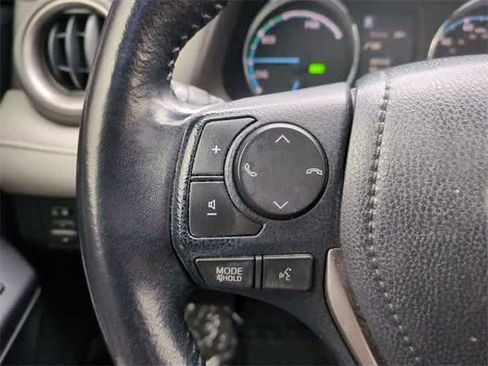 Used 2016 Toyota RAV4 XLE image 24