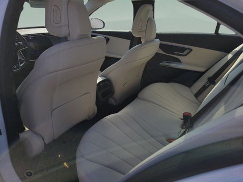 Certified 2026 Mercedes-Benz E 350 Sedan image 9